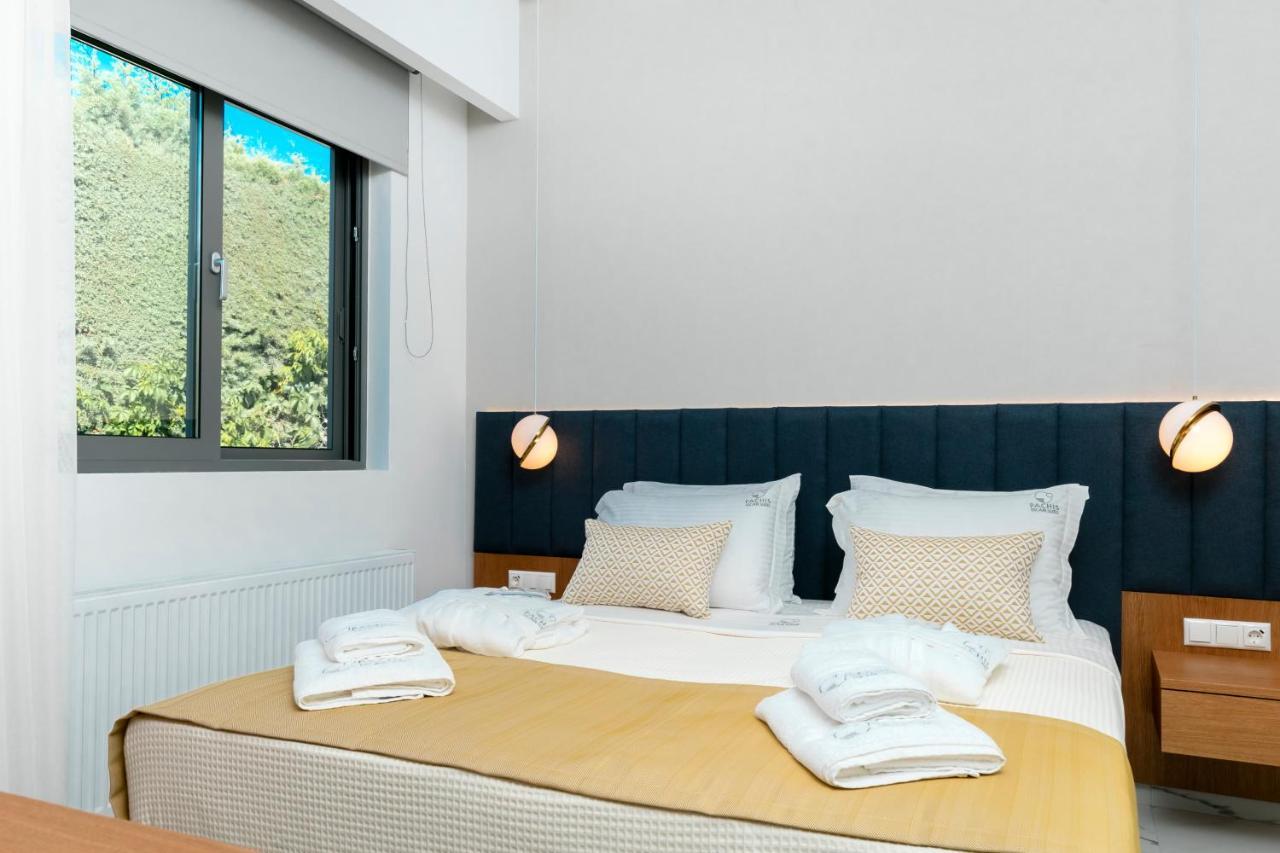 Pachis Escape Suites 外观 照片