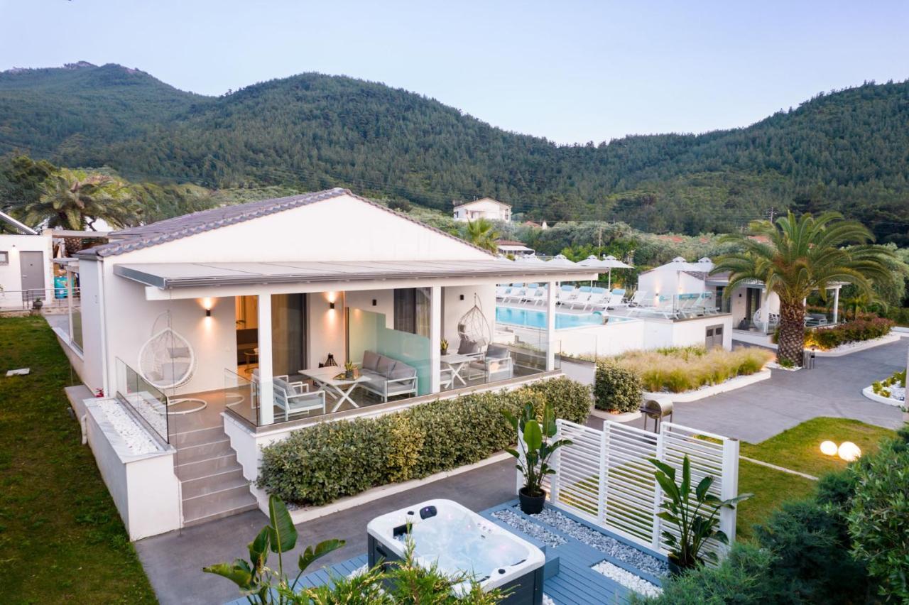 Pachis Escape Suites 外观 照片
